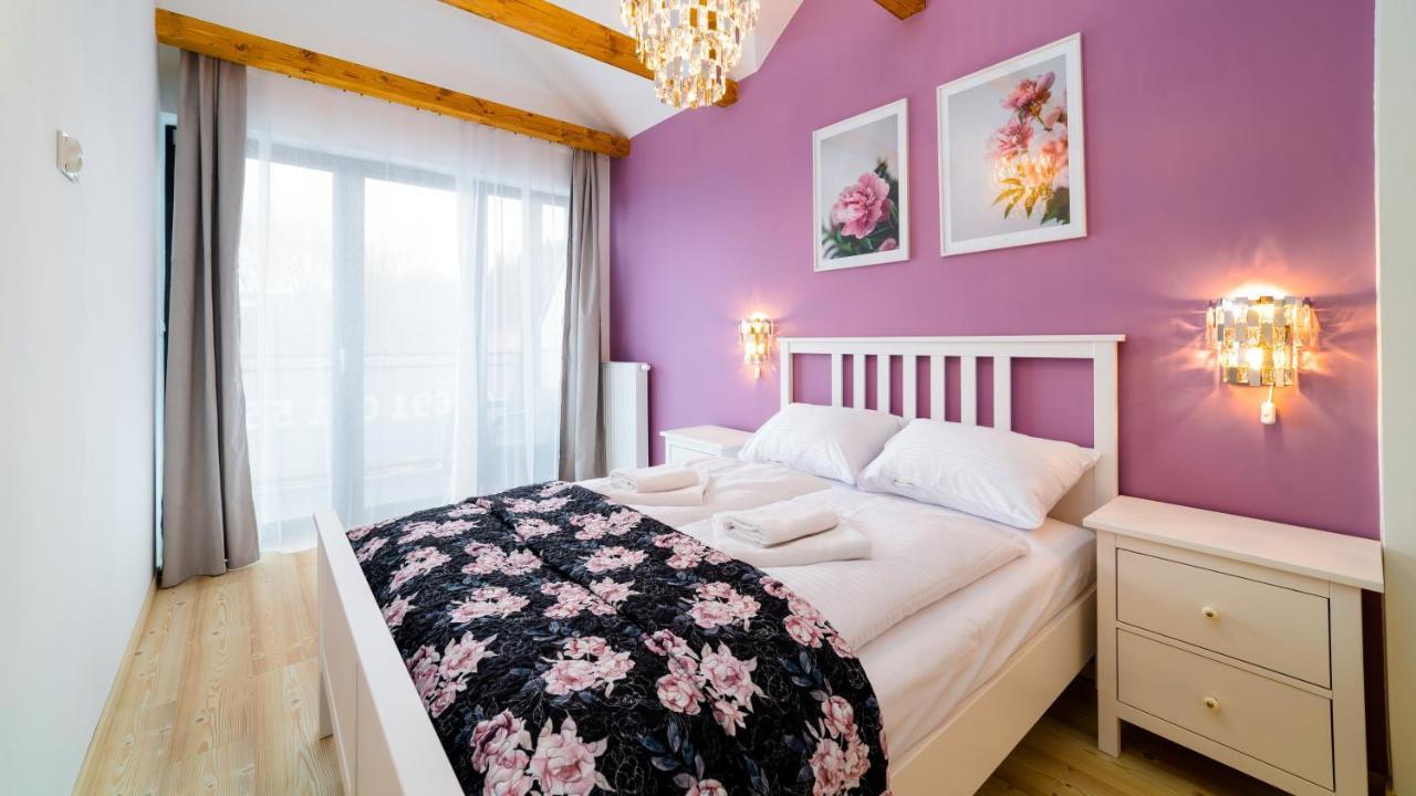 Apartamenty Sun & Snow Karpatia カルパッチ エクステリア 写真