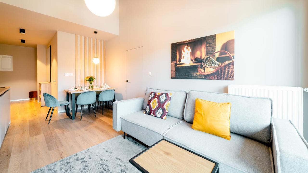 Apartamenty Sun & Snow Karpatia カルパッチ エクステリア 写真