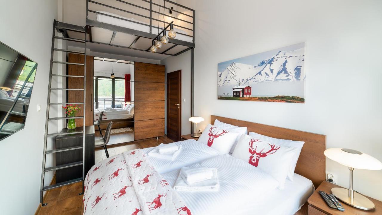 Apartamenty Sun & Snow Karpatia カルパッチ エクステリア 写真