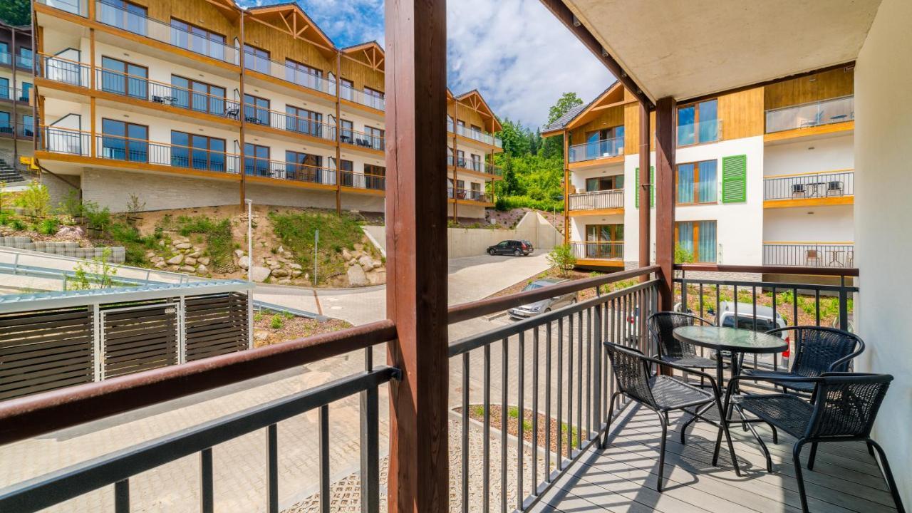 Apartamenty Sun & Snow Karpatia カルパッチ エクステリア 写真