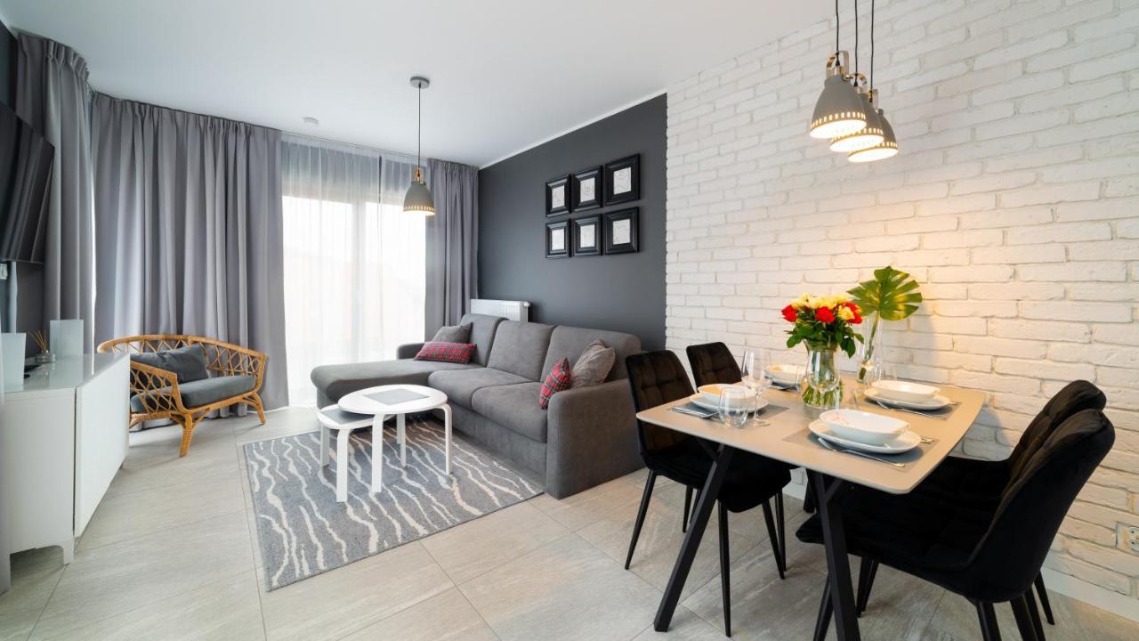 Apartamenty Sun & Snow Karpatia カルパッチ エクステリア 写真