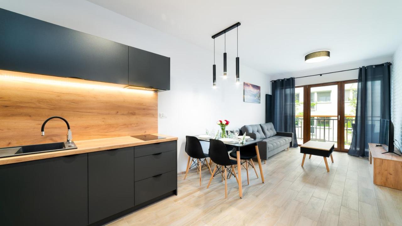 Apartamenty Sun & Snow Karpatia カルパッチ エクステリア 写真