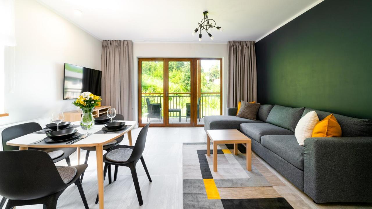 Apartamenty Sun & Snow Karpatia カルパッチ エクステリア 写真