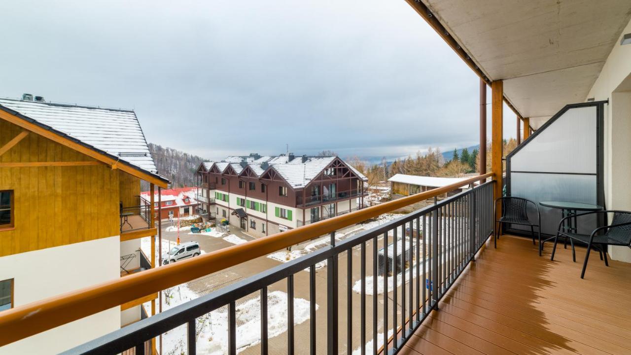 Apartamenty Sun & Snow Karpatia カルパッチ エクステリア 写真