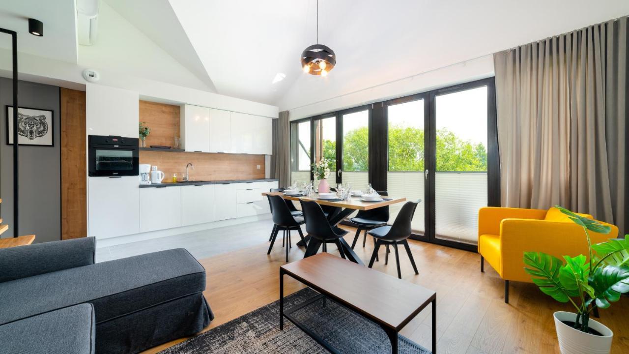 Apartamenty Sun & Snow Karpatia カルパッチ エクステリア 写真